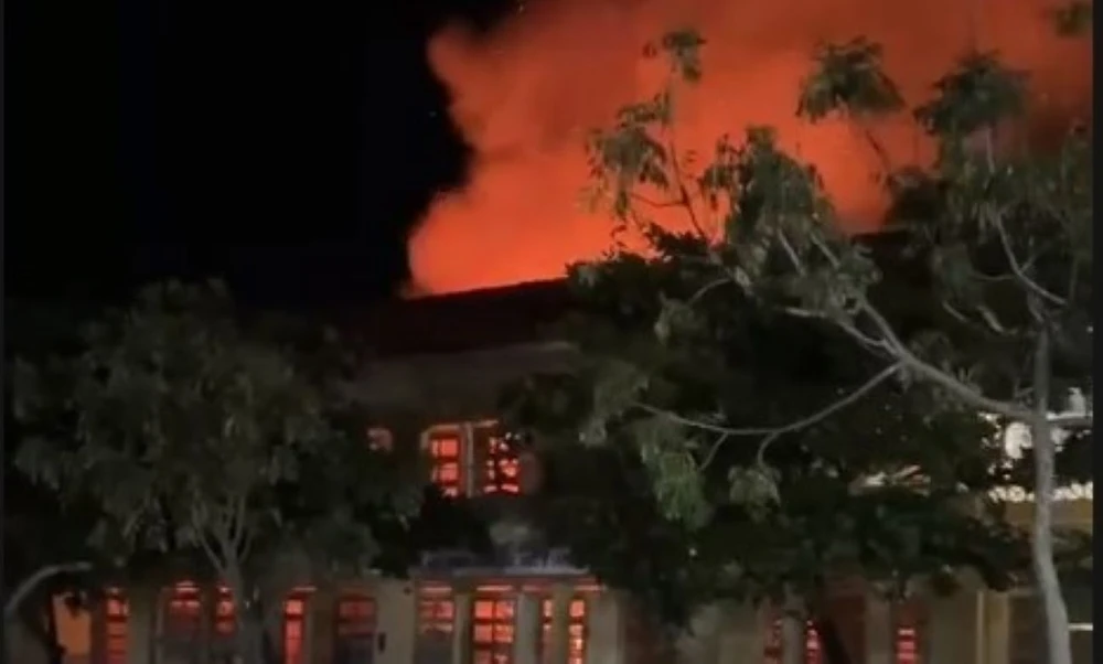 cháy tại trường học 1.jpg