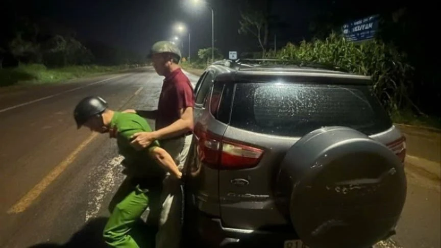 dấu hiệu đột quỵ.jpg