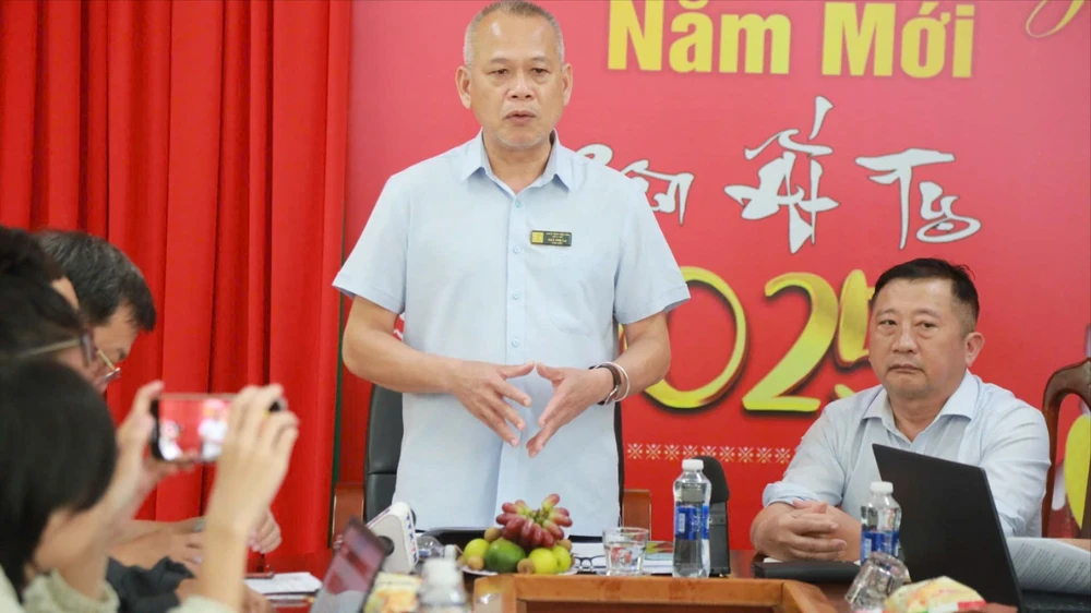 MÁY TÁN SỎI 100.jpg