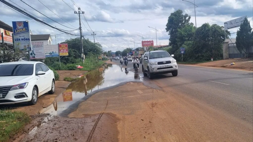 quốc lộ 27 501.jpg