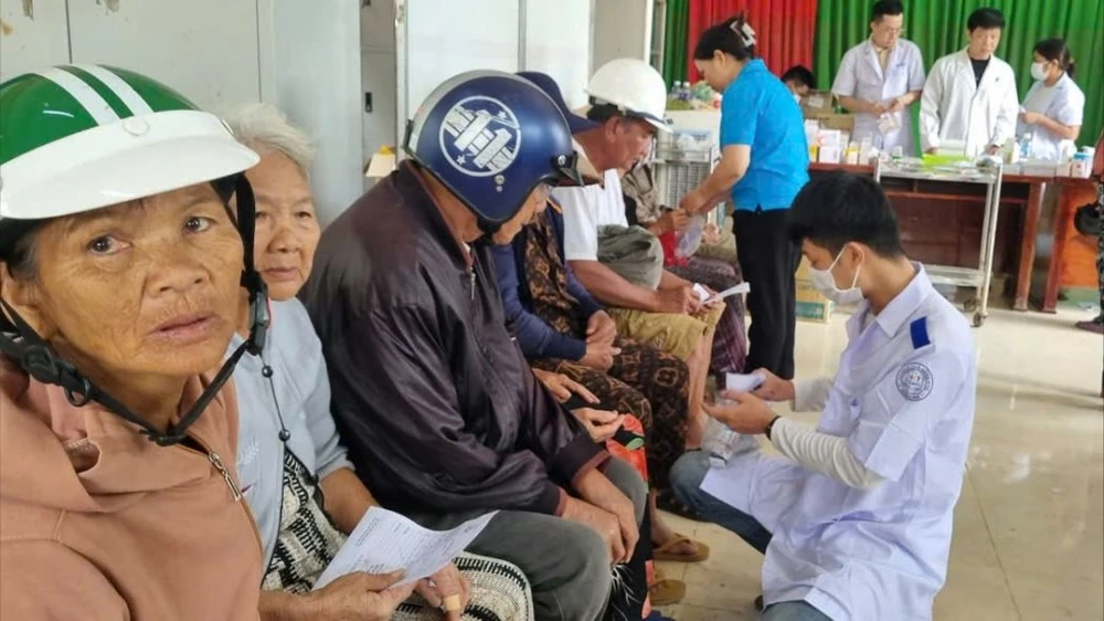 người dân 002.jpg