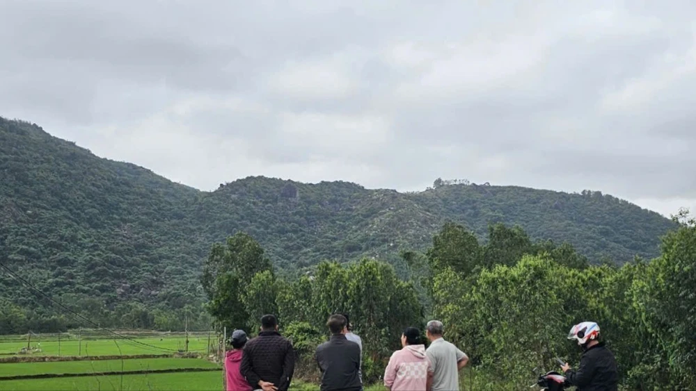 máy bay rơi 11.jpg