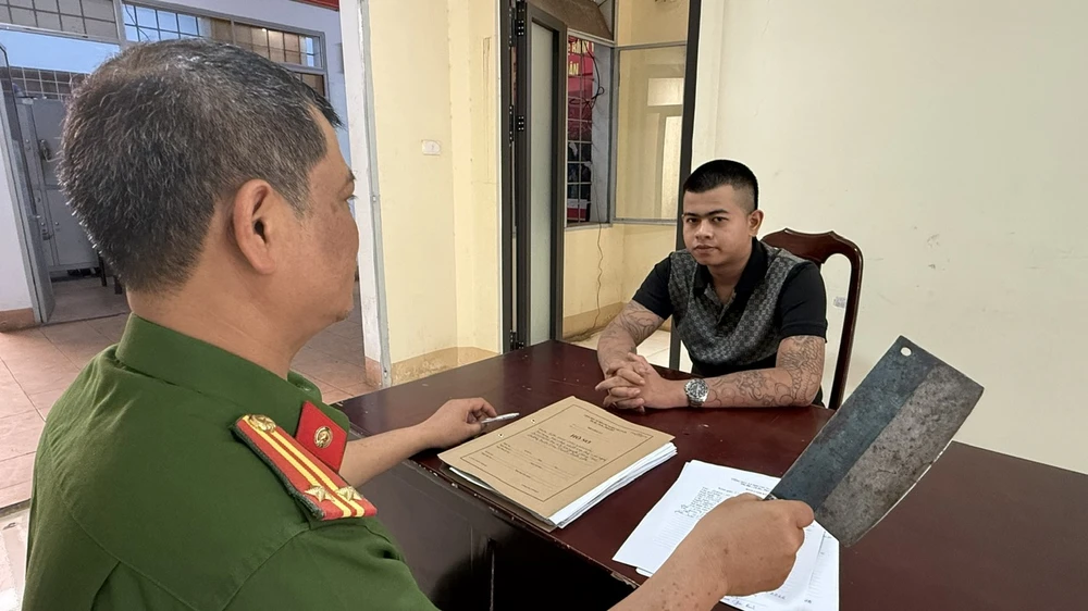 chém bạn nhậu.jpg