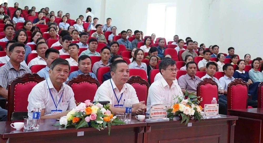 xét tuyển 1.jpg