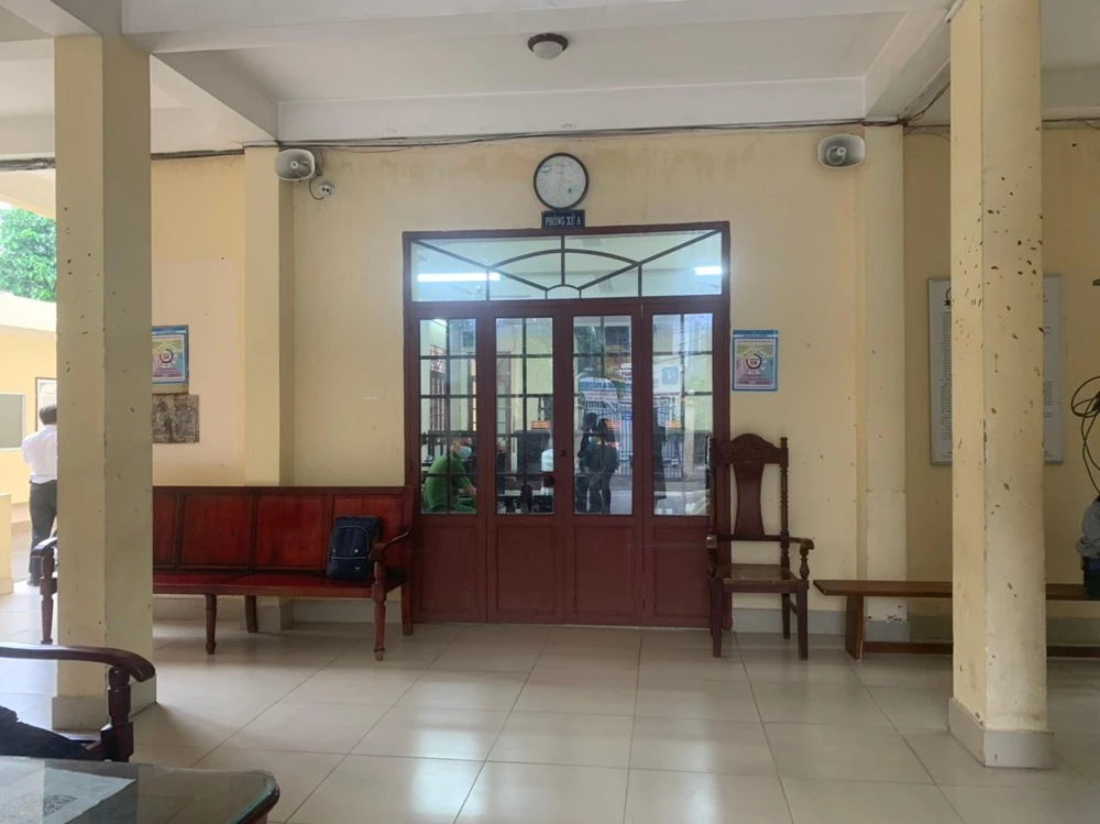 Vụ án được tiến hành xử kín. Ảnh: TRÚC PHƯƠNG Vụ án được tiến hành xử kín. Ảnh: TRÚC PHƯƠNG