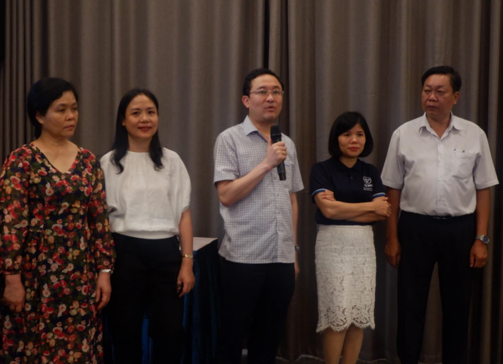 Ông Phan Hồng Nguyên, Phó Vụ Trưởng Vụ Phổ biến, giáo dục pháp luật phát biểu bế mạc hội nghị. Ảnh: TRÚC PHƯƠNG