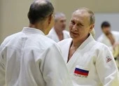 Ông Putin bị thương khi luyện tập Judo