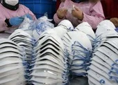 COVID-19: Hà Lan thu nửa triệu khẩu trang Trung Quốc dỏm