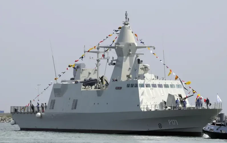 Tàu hộ tống lớp Baynunah đầu tiên do UAE đặt hàng hạ thủy lần đầu tiên tại Cherbourg ở Pháp vào tháng 6-2009. Ảnh: AFP Tàu hộ tống lớp Baynunah đầu tiên do UAE đặt hàng hạ thủy lần đầu tiên tại Cherbourg ở Pháp vào tháng 6-2009. Ảnh: AFP