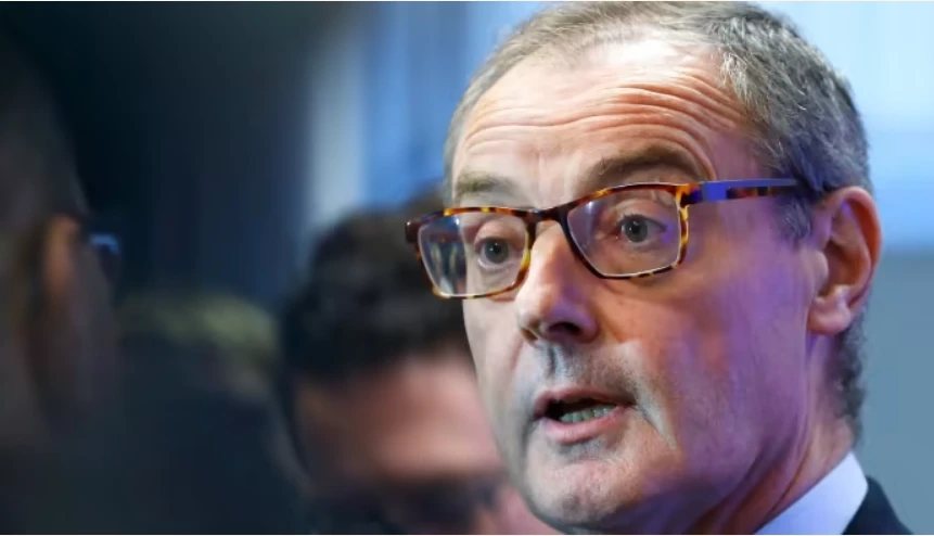 Ông David O’Sullivan, cựu đại sứ EU tại Mỹ. Ảnh: REUTERS