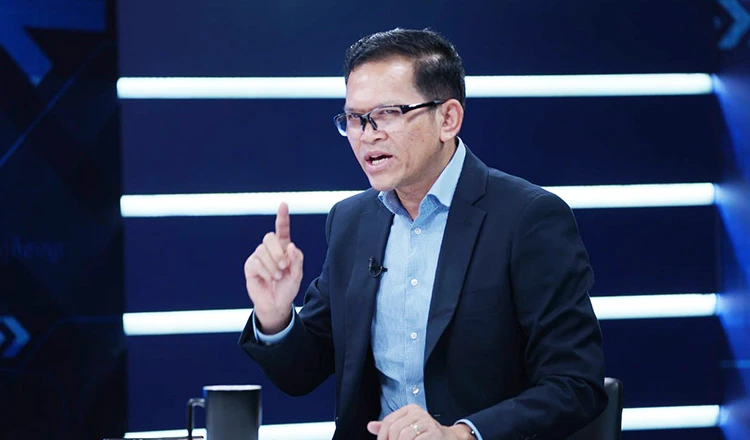 Phát ngôn viên chính phủ Campuchia Pen Bona. Ảnh: KHMER TIMES Phát ngôn viên chính phủ Campuchia Pen Bona. Ảnh: KHMER TIMES