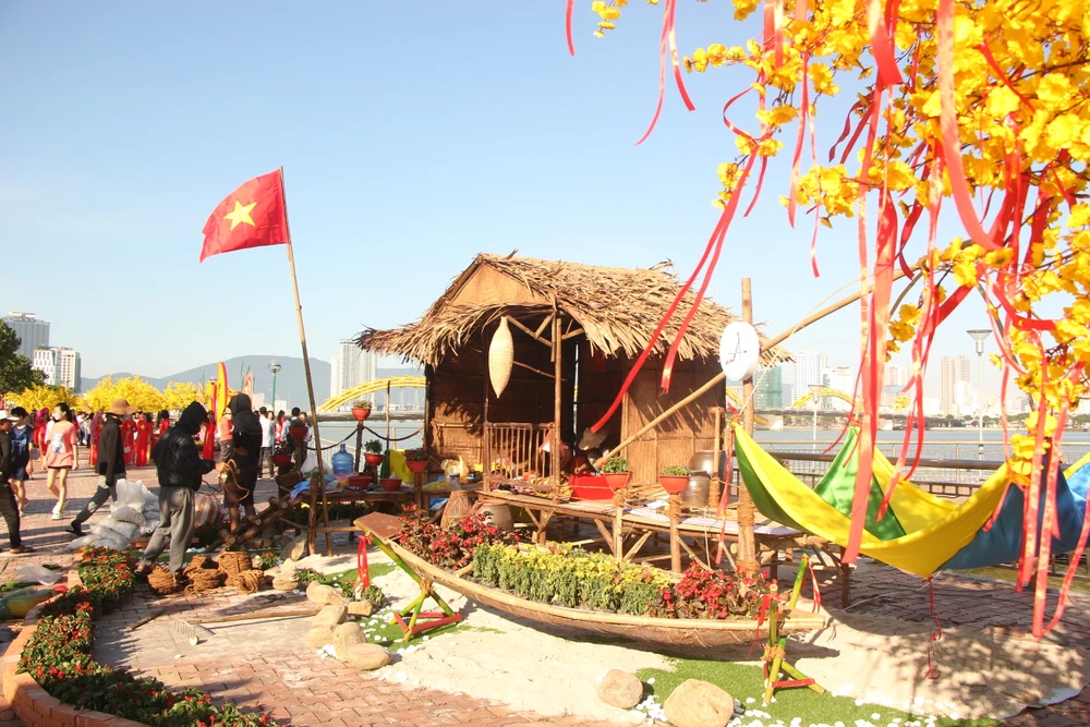 Các nhà chồ xưa của Đà Nẵng cách đây 40 năm đã được tái hiện lại.