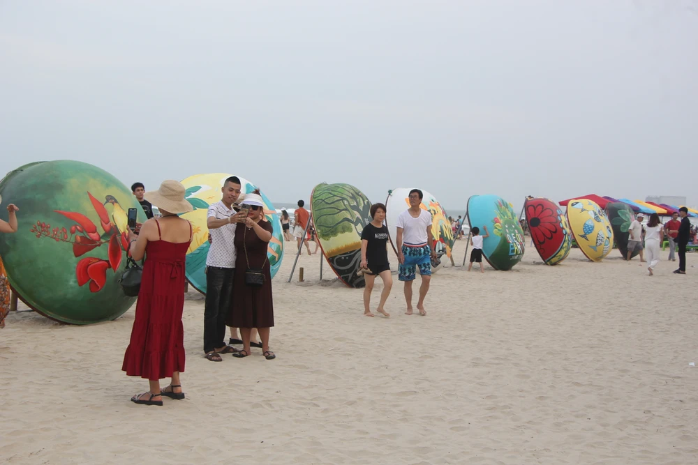 Chương trình gồm 20 hoạt động văn hoá, thể thao, du lịch phong phú, đặc sắc trải dài trên các tuyến biển Đà Nẵng.Ảnh: NGÔ QUANG