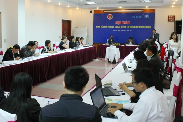 Trẻ dễ dàng tiếp xúc với nội dung khiêu dâm từ rất sớm ảnh 1