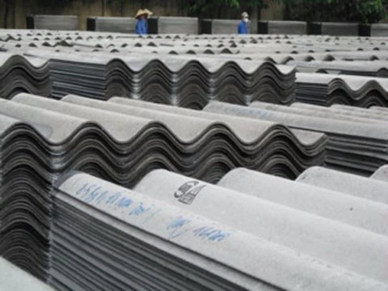 Tấm lợp amiang trắng sẽ có nhãn cảnh báo như thuốc lá? ảnh 1