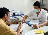 Từ 8-3, người điều trị HIV sẽ nhận thuốc ARV qua bảo hiểm y tế