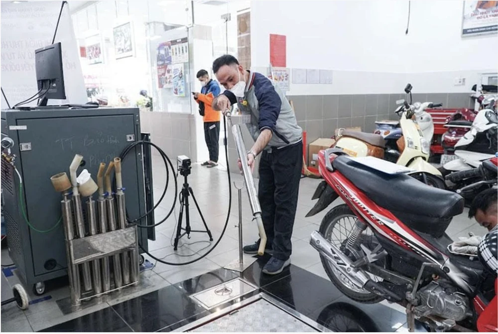 kiểm tra khí thải xe máy