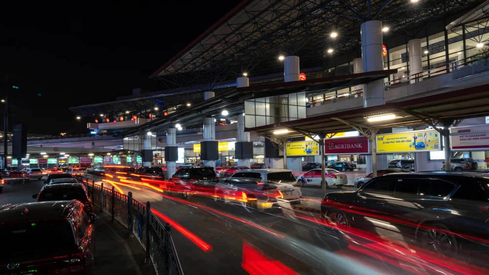 Sân bay Nội Bài sẽ tắt điện trong vòng một tiếng để hưởng ứng giờ trái đất. Ảnh: V.LONG