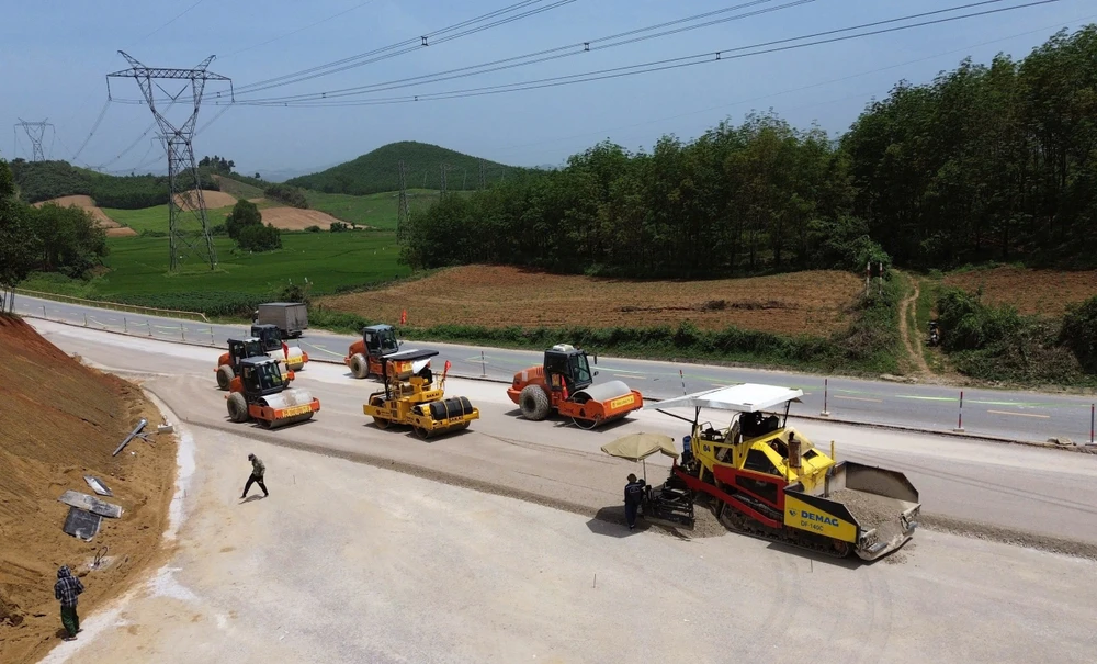 giải ngân tiền ngân sách