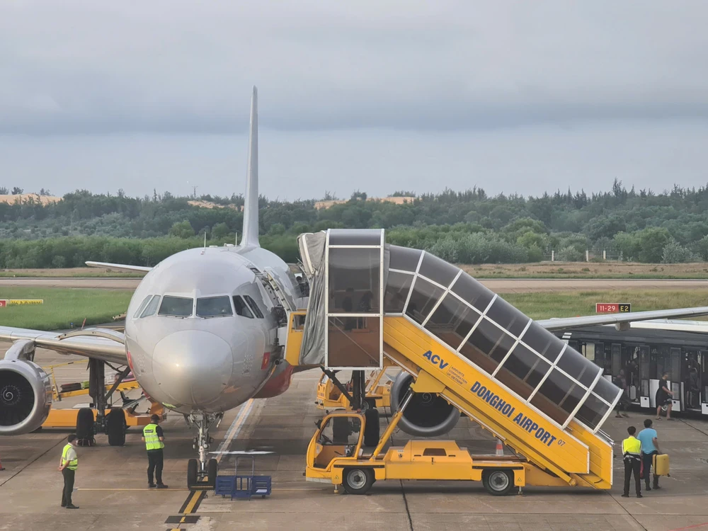 Sân bay Đồng Hới sẽ có thêm chỗ đỗ máy bay. Ảnh: B.THIÊN