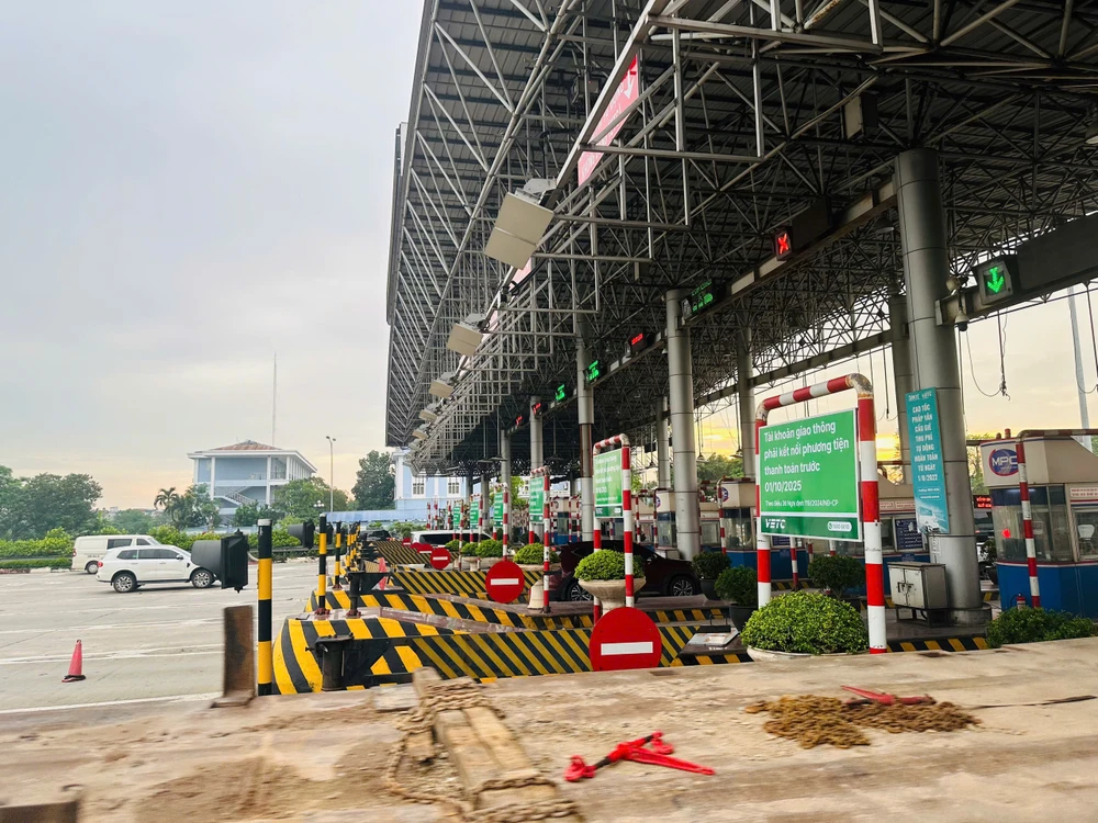 tài khoản thu phí