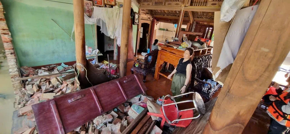 Theo Cục Thuế, hộ, cá nhân kinh doanh bị thiệt hại do bão được giảm thuế thu nhập cá nhân, thuế tiêu thụ đặc biệt, thuế tài nguyên. Ảnh: VIẾT LONG