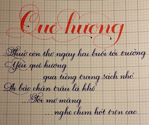 Ấn tượng nữ sinh viên ĐH Công đoàn viết chữ đẹp như in ảnh 1