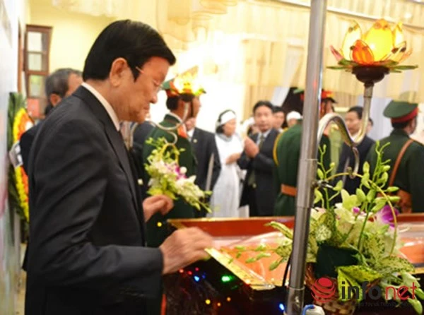 Chủ tịch nước Trương Tấn Sang tiễn biệt ông Nguyễn Bá Thanh ảnh 3