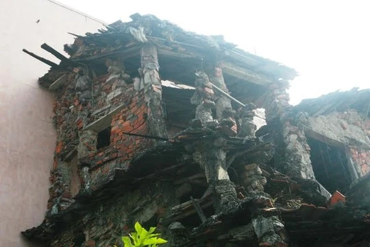 'Ớn lạnh' với căn nhà tự xây của dị nhân Quảng Nam