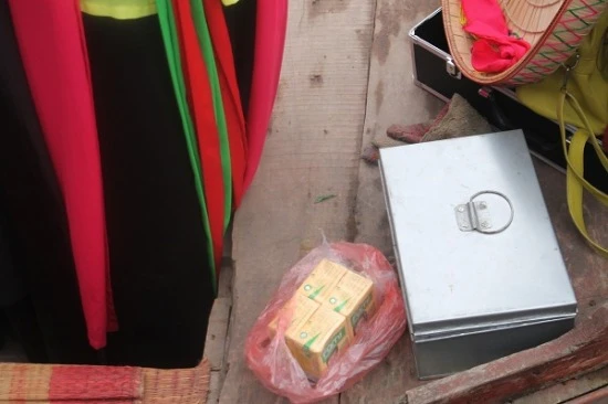 Cấm ngửa nón, bán trầu, liền anh liền chị ngửa tay “xin” tiền ở hội Lim ảnh 12