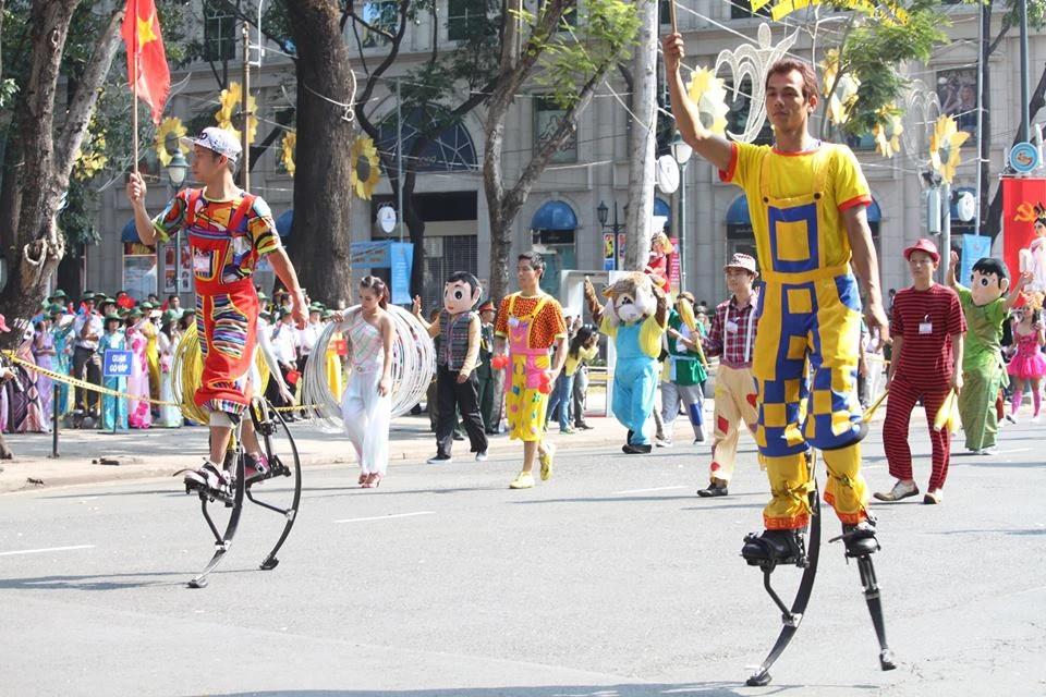 Lễ diễu binh, diễu hành kỷ niệm 30/4 ảnh 27