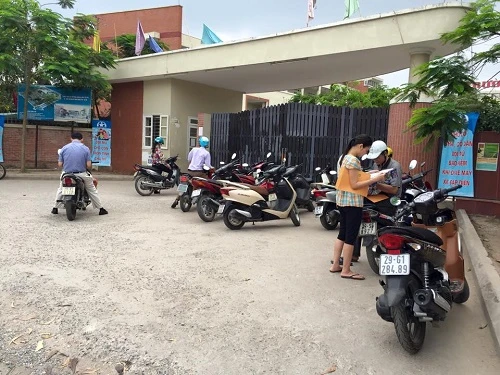 “Cháy hàng” hồ sơ lớp 6 ngay sau khi mở bán