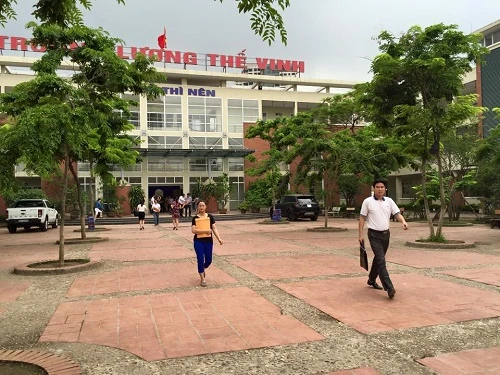 “Cháy hàng” hồ sơ lớp 6 ngay sau khi mở bán