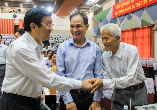 Chủ tịch nước nêu rõ phi lý của Trung Quốc biến đảo chìm thành đảo nổi ảnh 1 Chủ tịch nước nêu rõ phi lý của Trung Quốc biến đảo chìm thành đảo nổi ảnh 1