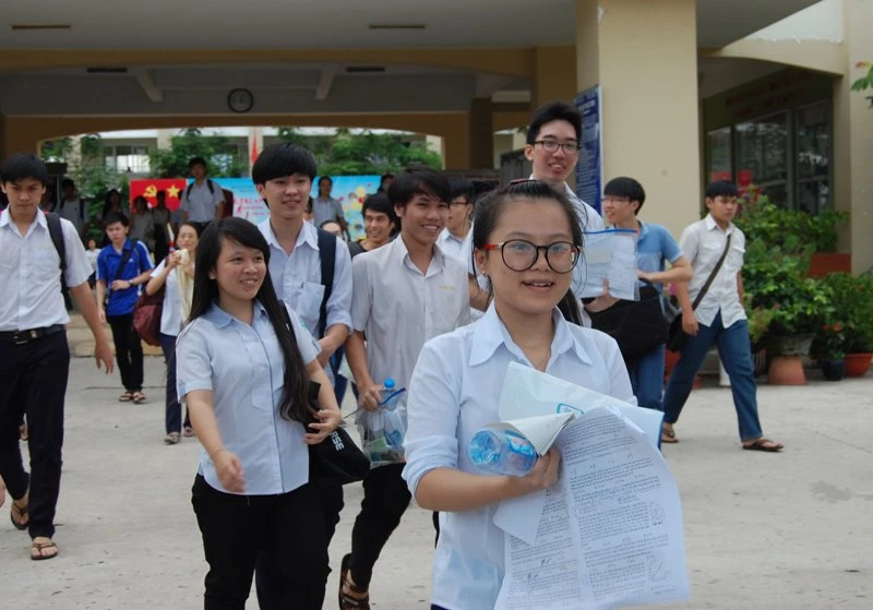 Đề thi Lý để xét Đại học thì quá khó? ảnh 1