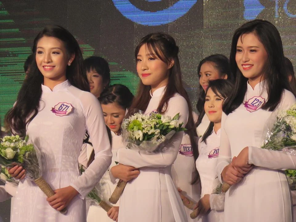 Ngắm nữ sinh Việt Nam trong đêm chung kết Miss Áo dài ảnh 18