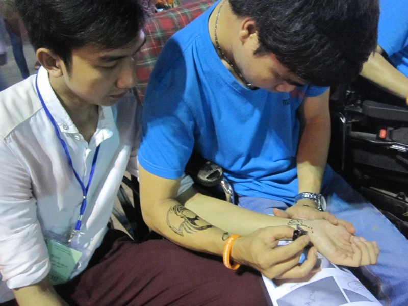 Người khuyết tật không thể vào công viên vui chơi ảnh 6