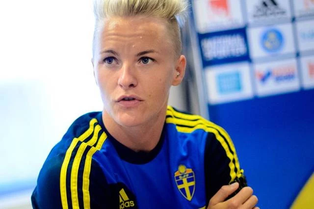 10 cầu thủ bóng đá nữ giàu nhất thế giới ảnh 5