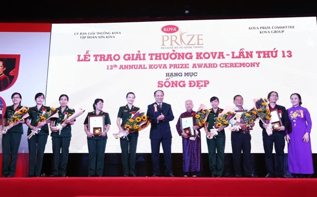Chùm ảnh: Ấn tượng những gương mặt được trao giải thưởng Sống đẹp ảnh 6