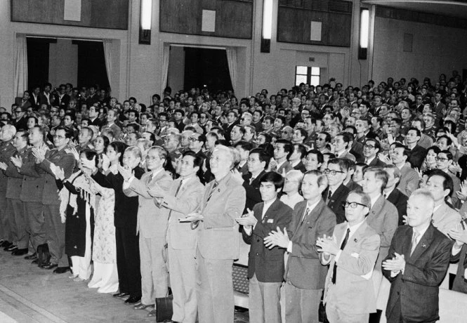 Đại hội giữa lòng khủng hoảng ảnh 1 Các đại biểu dự Đại hội Đảng toàn quốc lần thứ VI - Ảnh: TTXVN