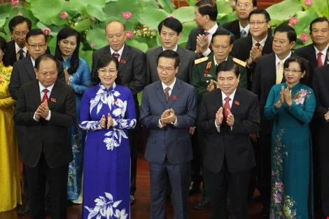 Các Ủy viên Trung ương của TP.HCM và Hà Nội ảnh 1