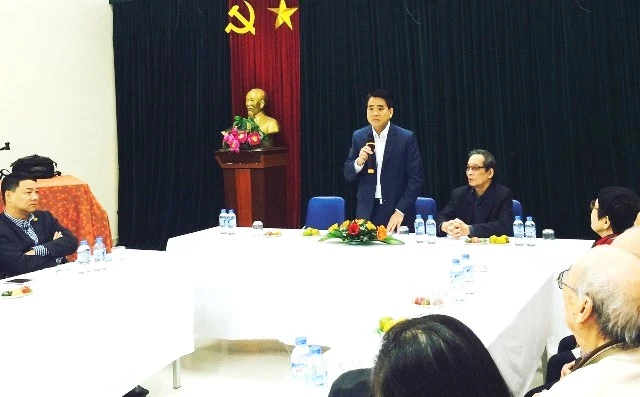 Chủ tịch Hà Nội đặt hàng nhân sĩ, trí thức đóng góp xây dựng thủ đô ảnh 1