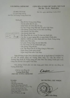 Văn bản giới thiệu chữ ký của Phó Thủ tướng Chính phủ Vương Đình Huệ.