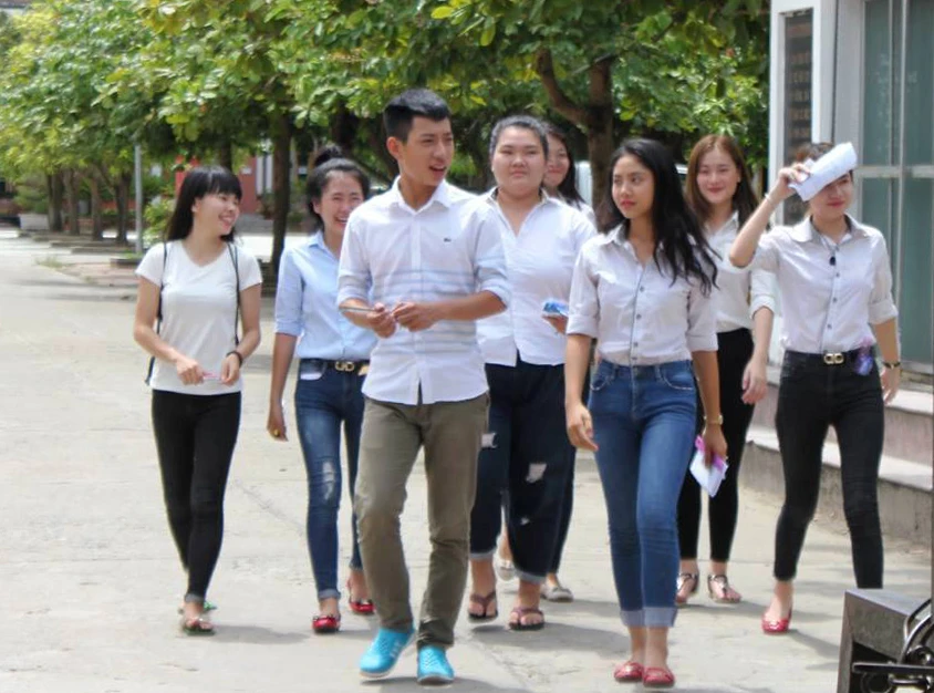 63 thí sinh bị kỷ luật ngày thi đầu tiên ảnh 1