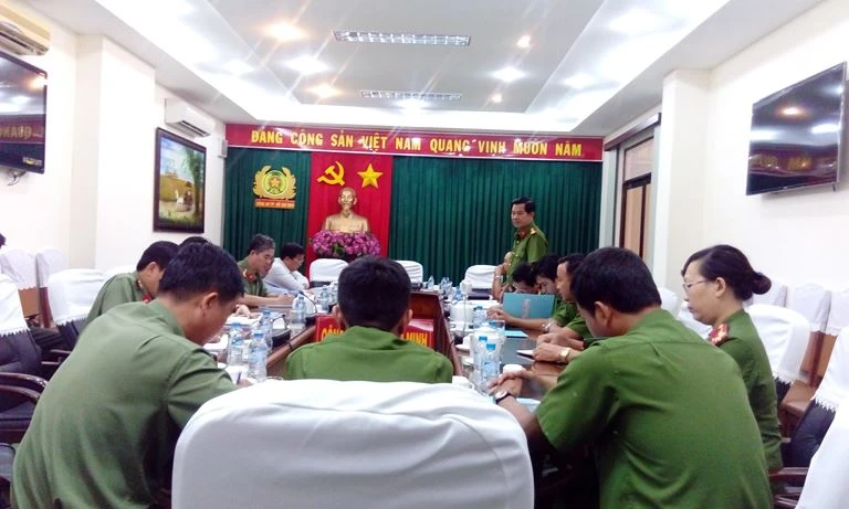 Quang cảnh buổi họp chiều 23-8 của Công an TP.HCM