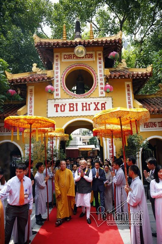 Thủ tướng Narendra Modi, Thủ tướng Ấn Độ, Thủ tướng Ấn Độ thăm VN, chùa Quán Sứ