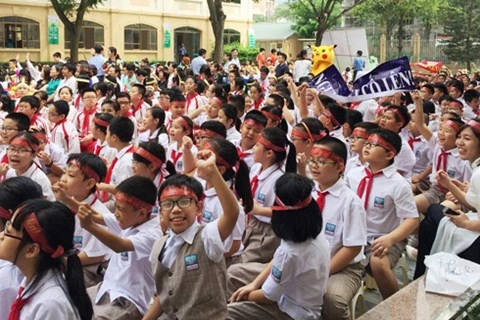 Tiểu học chấm dứt khen 'nhân bản' ảnh 1 ảnh 1