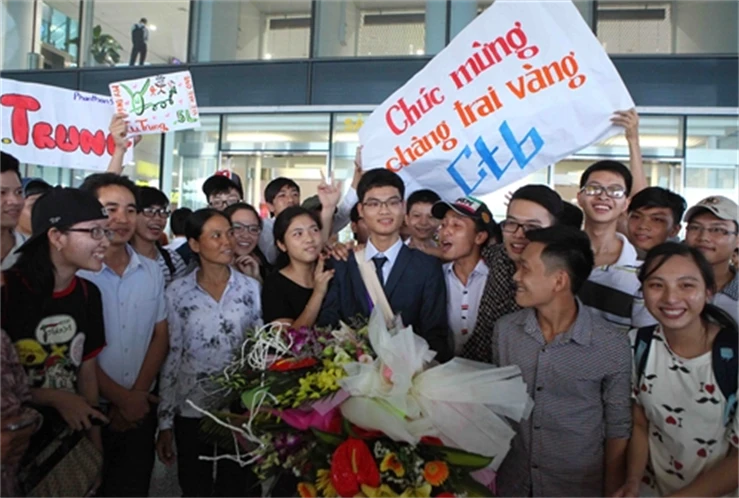 Chàng trai quê lúa 2 năm giành HCV Olympic Toán ảnh 1 Chàng trai quê lúa 2 năm giành HCV Olympic Toán ảnh 1