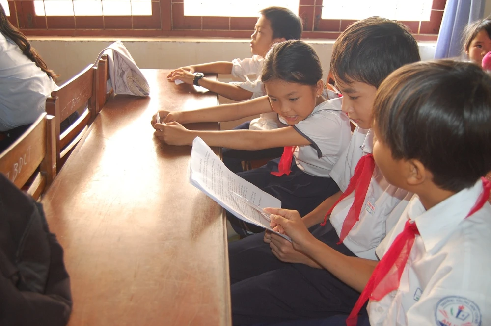 Háo hức chờ đón đoàn