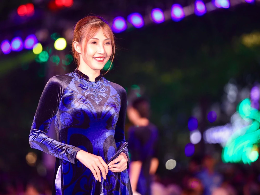 Mãn nhãn với Lễ hội Áo dài TP.HCM đậm hồn Việt ảnh 13